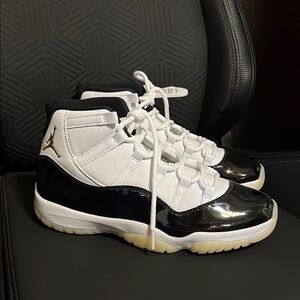 Air Jordan Retro 11 Sneakers Defining Moment DMP 2023 Gratitude